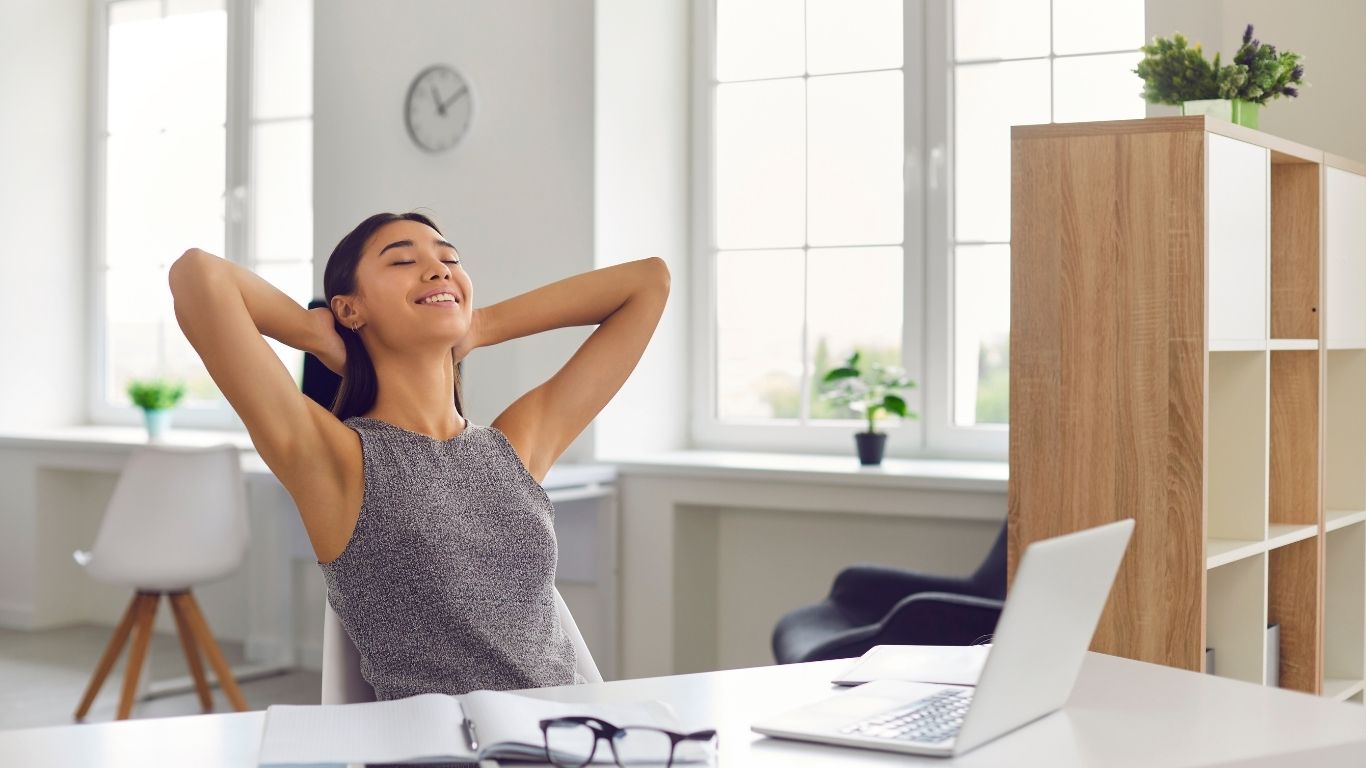 Woman client feeling relieved and renewed after Virtual RTT session with Scott E. Burgess, experiencing clarity, healing, and emotional release.